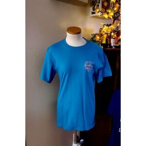 NWT SOUTHERN ATTITUDE WOMENS TSHIRT